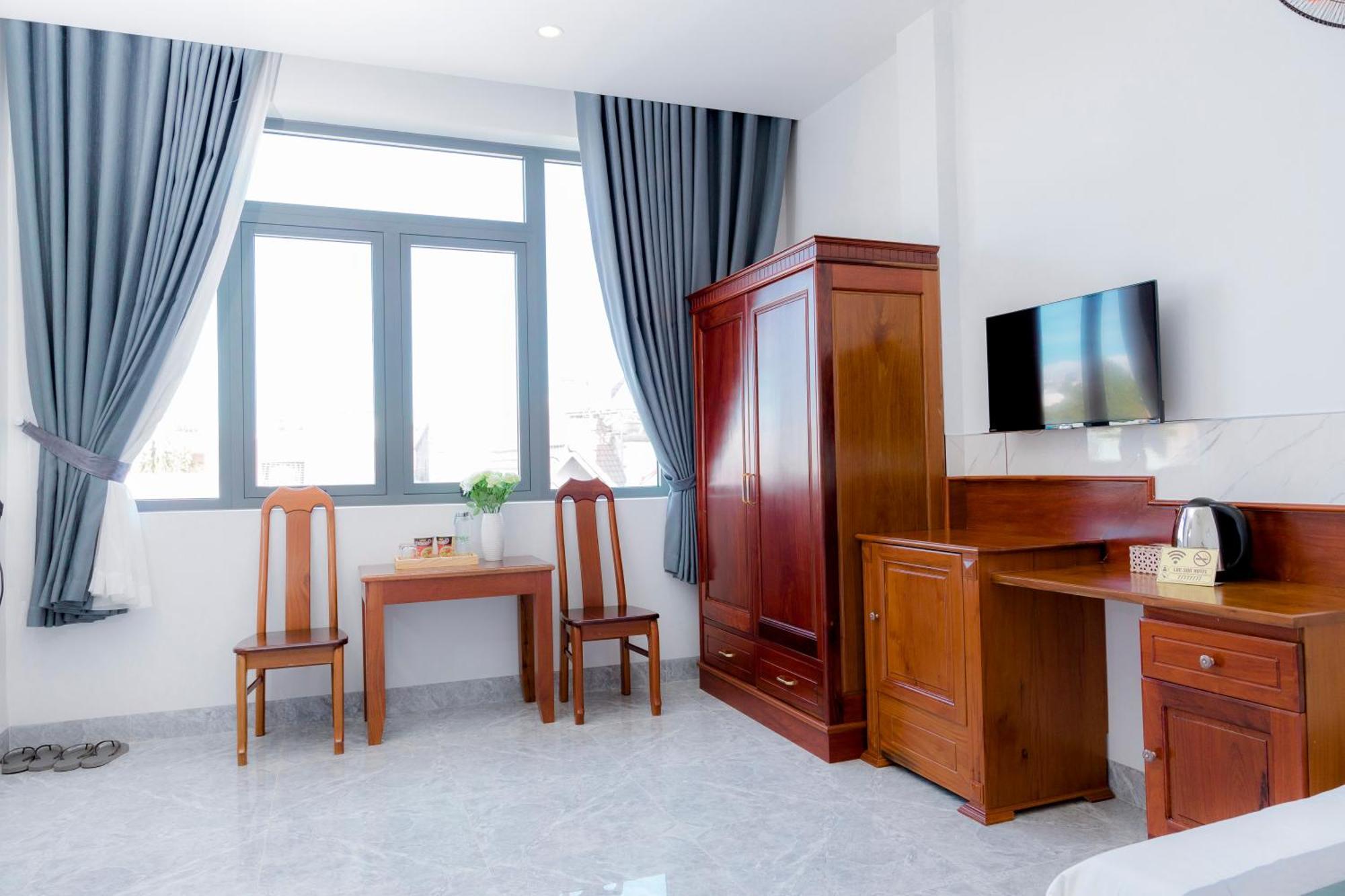 Loc Son Hotel บวนมาถวต ภายนอก รูปภาพ